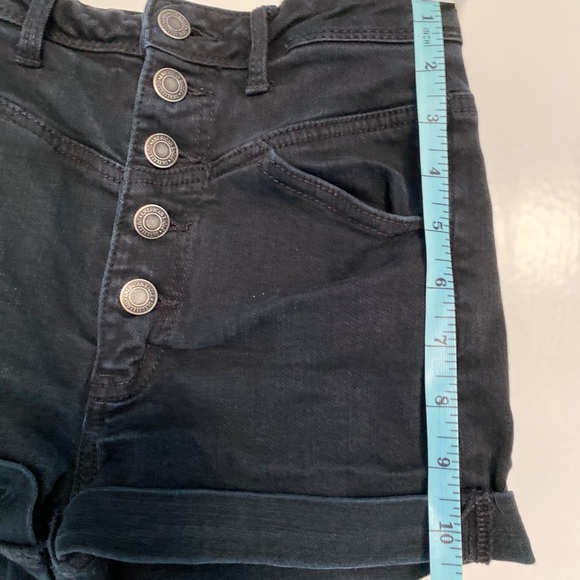 AEO Black Button-Up Shorts - Picture 6 of 6